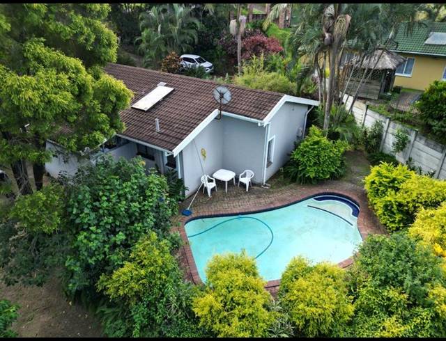 3 BEDROOM HOUSE FOR SALE IN CAVERSHAM GLEN